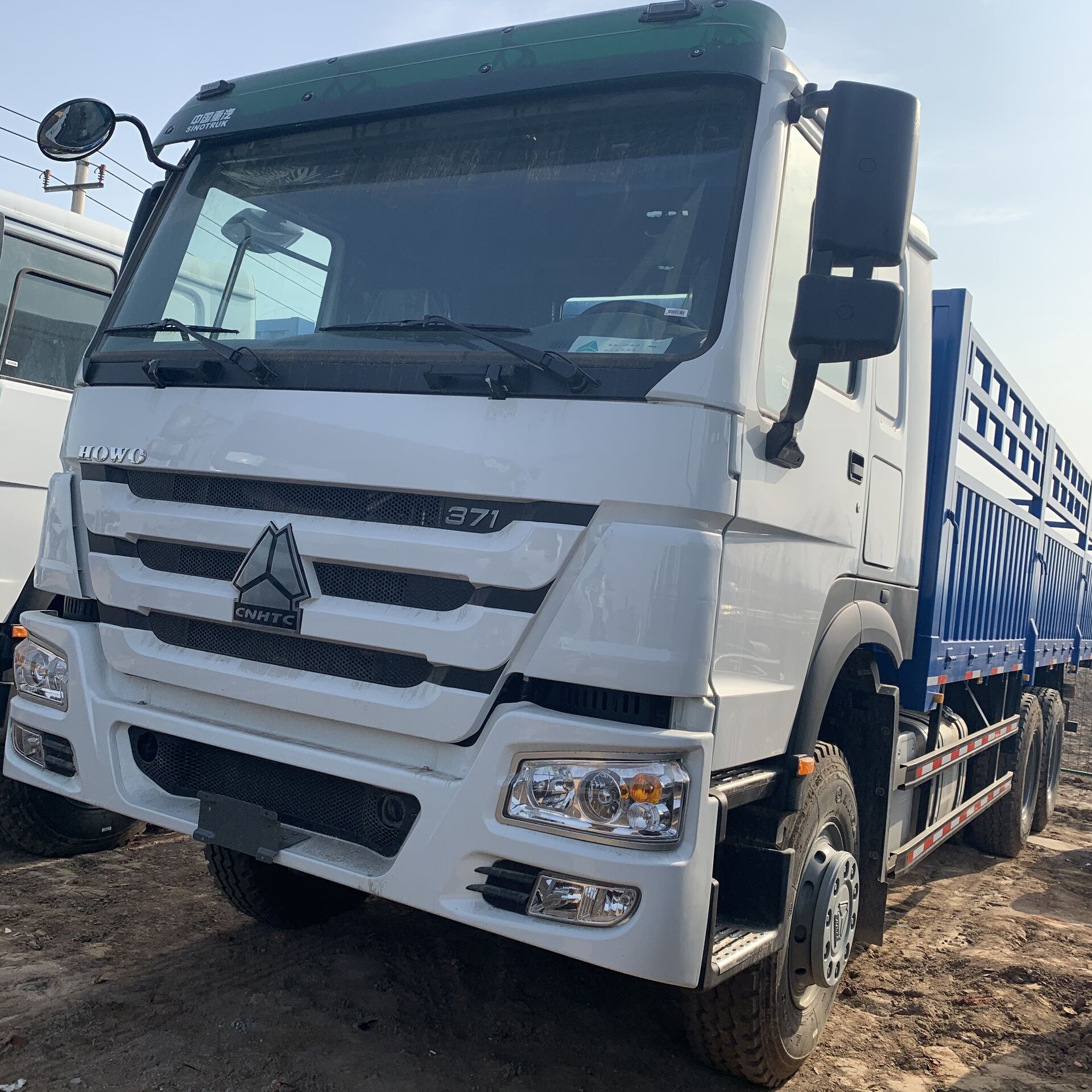 371hp cargo truck