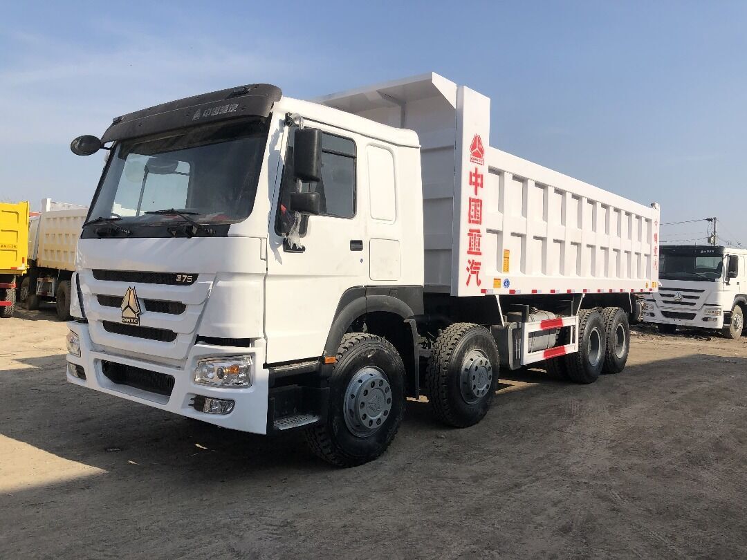 Second hand dump truck