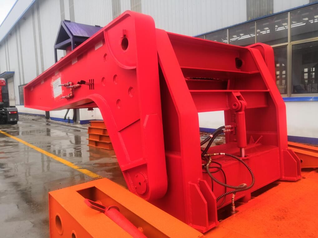 Detachable gooseneck lowbed