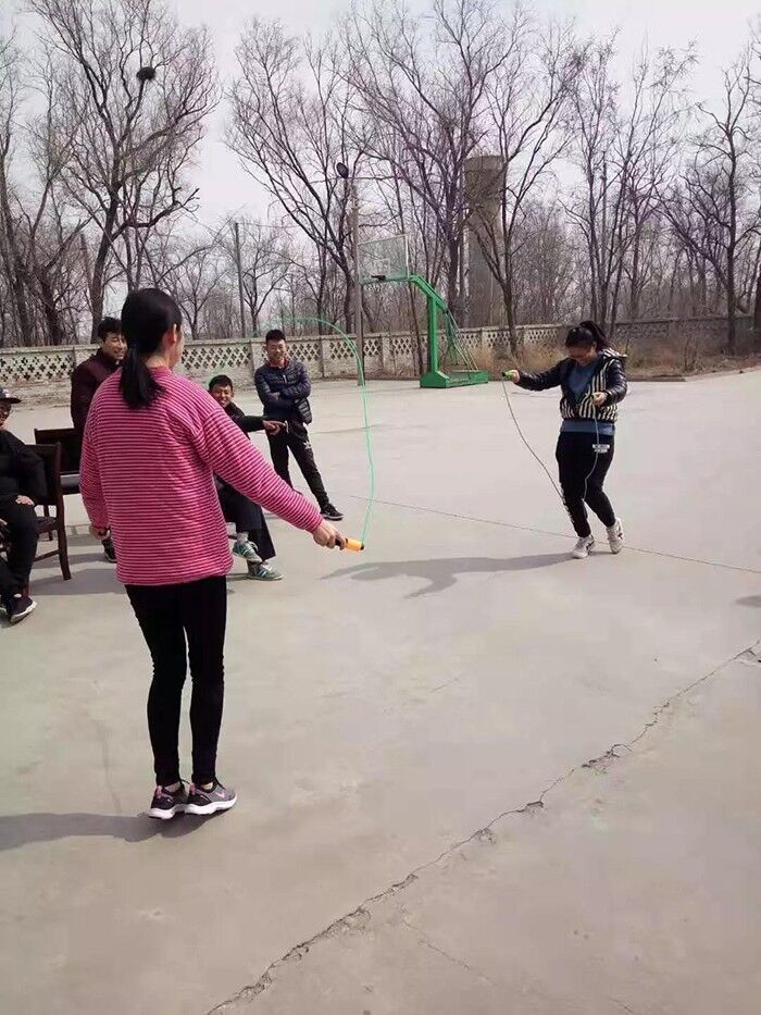 各单位开展丰富多彩的庆“三八”妇女节活动