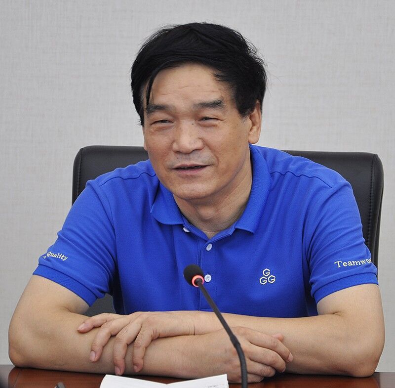 金秋助学•筑梦未来 ——“金晶奖学金”再励淄博一中优秀学子