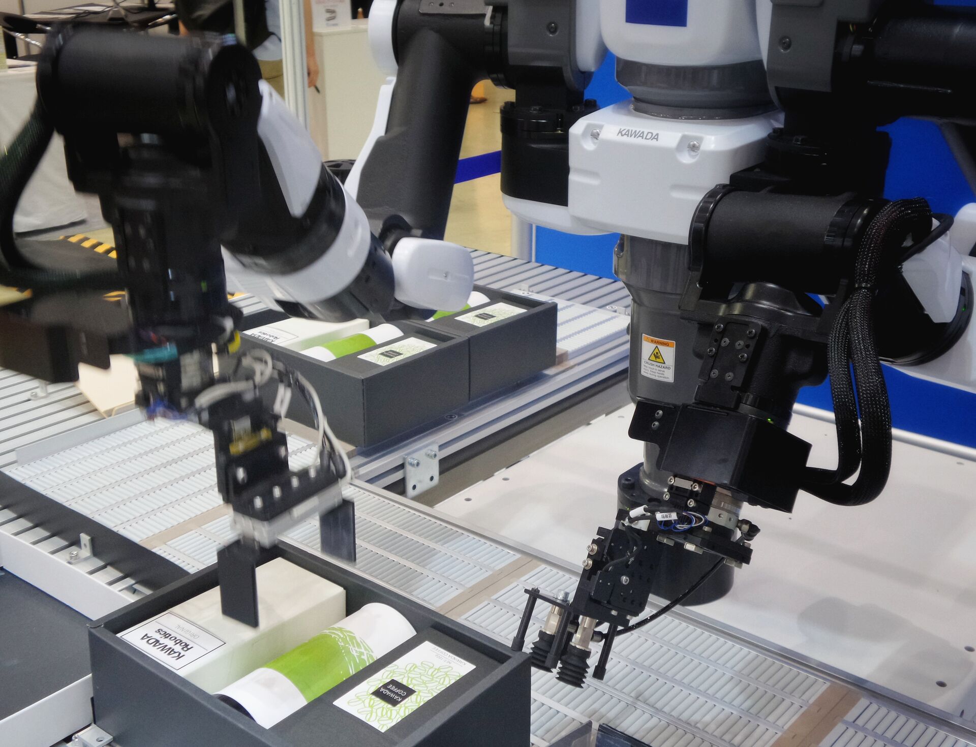 Mazo de cables de robots que hace que los robots sean infinitamente posibles