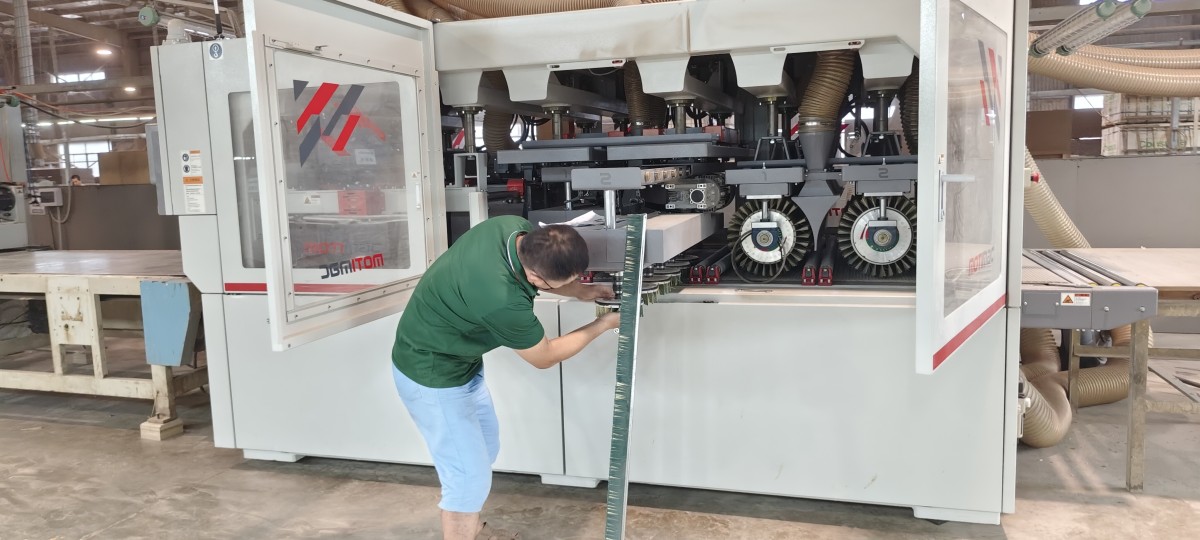 2 El eficaz servicio posventa de Motimac apoya al cliente camboyano