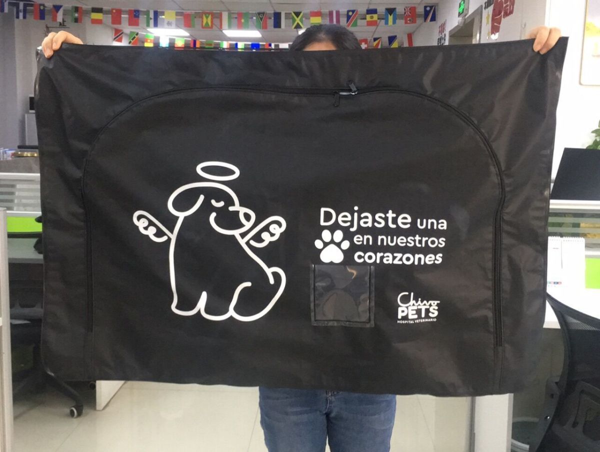 black dog body bag