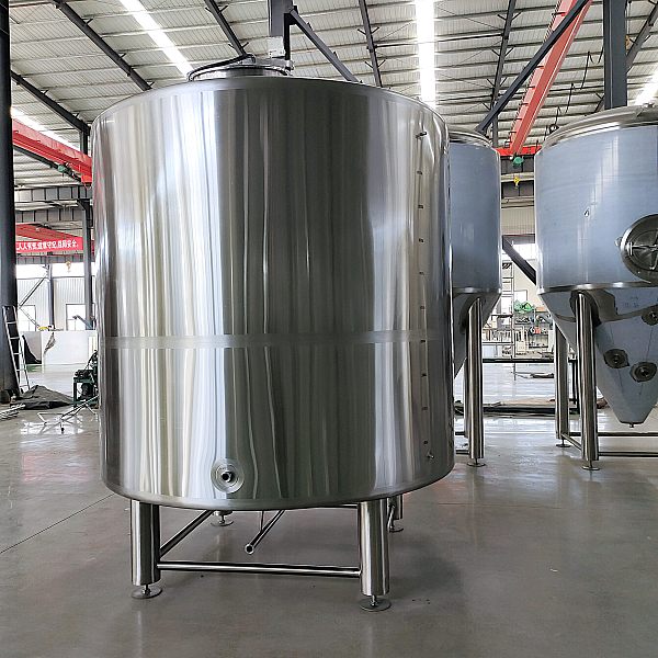 How to Choose an Ice Water Tank for Your Brewery