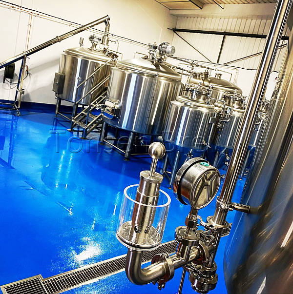 10BBL brewery is installing in the UK,on the final leg of their incredibly difficult and emotional journey, it’s looking stunning!!