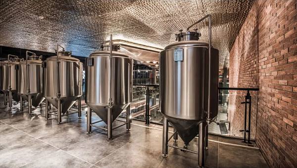 Come by the sea breeze and fall asleep with the fragrance of beer~ Manufactured by Tonsen, the 5000L beer equipment project has been officially put into production. Congratulations