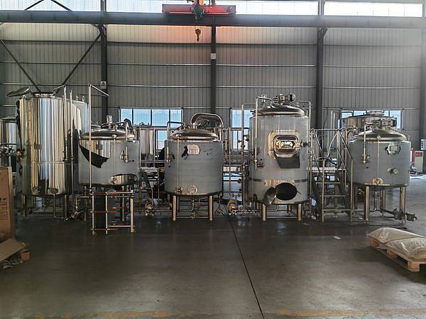 500L 4.5- vessels brewhouse system