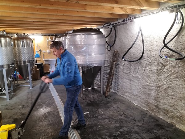 European customer received their fermenters before Christmas for brewery