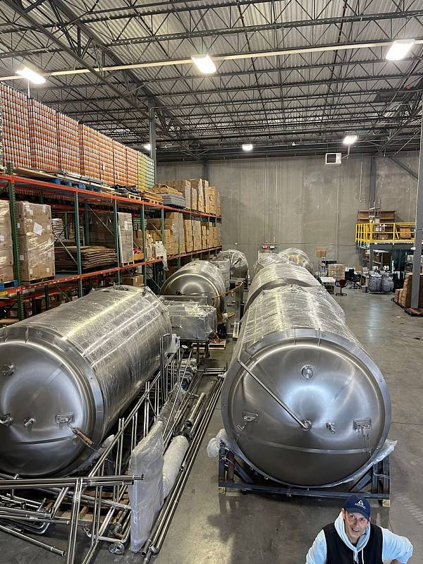 Tonsen 11000L brewing equipment arrived in USA, and waiting for the approval for the installation.