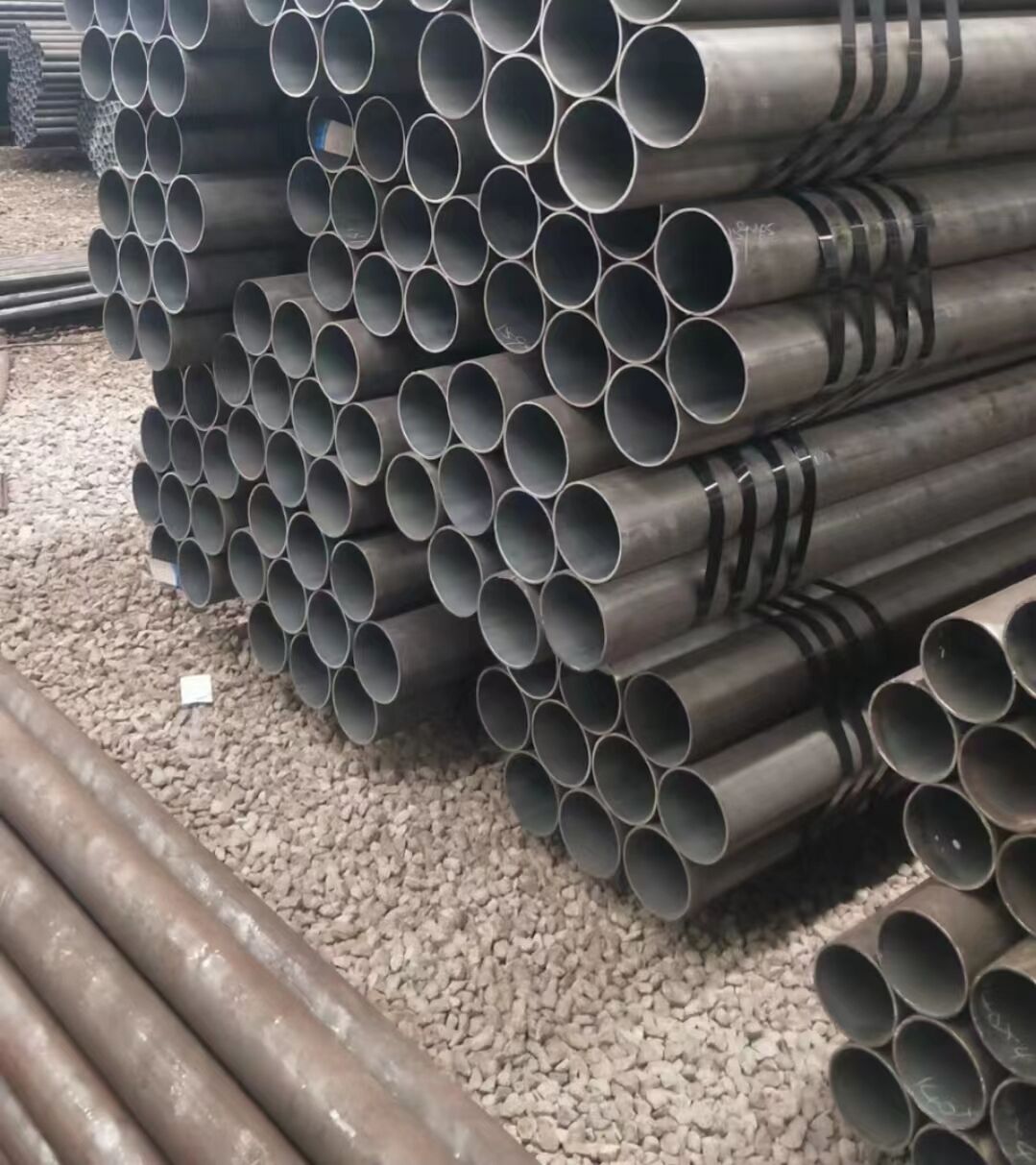 Carbon steel seamless pipe