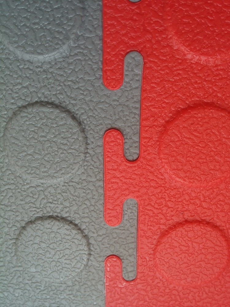 Interlocking PVC Anti slip Heavy Duty Garage Floor Tiles Easy Clean PVC Plastic Garage Floor Tiles