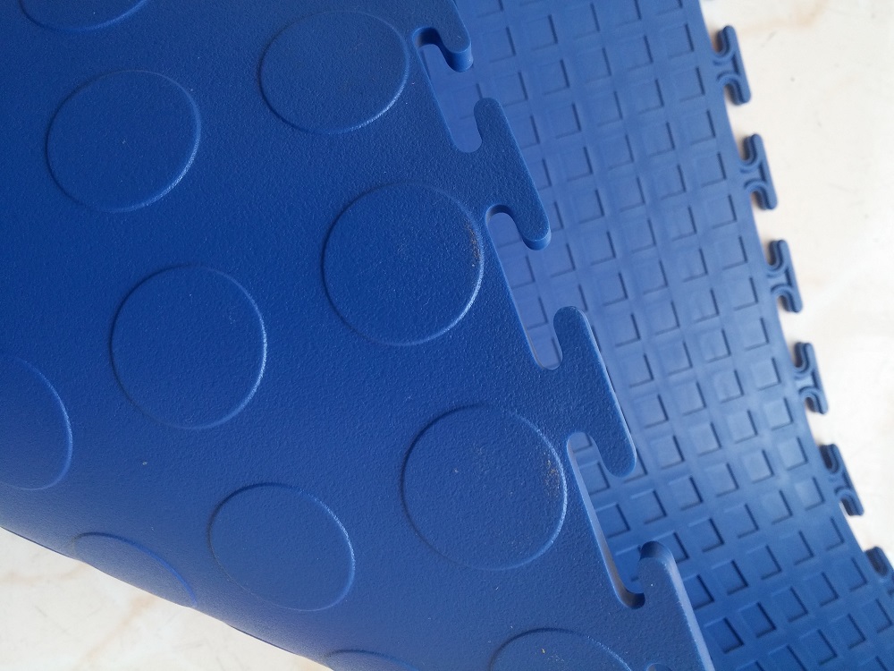 Interlocking PVC Anti slip Heavy Duty Garage Floor Tiles Easy Clean PVC Plastic Garage Floor Tiles
