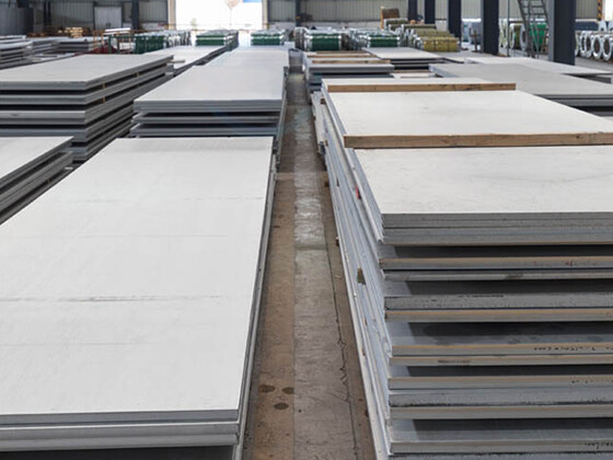 Hot rolled stainless steel medium thick plate