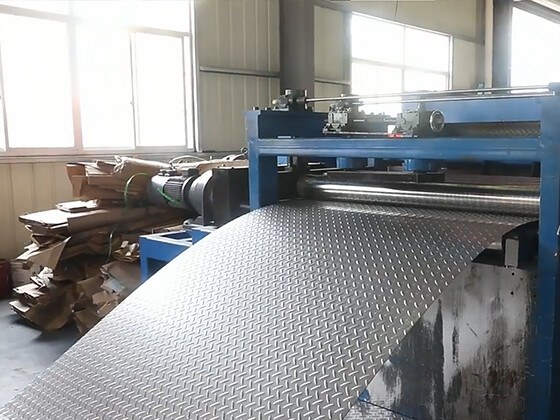Custom galvanized pattern steel checkered plate