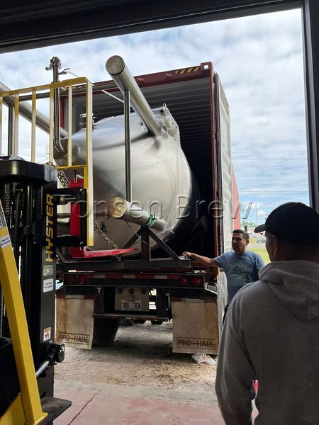 Nuestro equipo de cervecería de 2000L ha llegado a Florida, EE. UU.