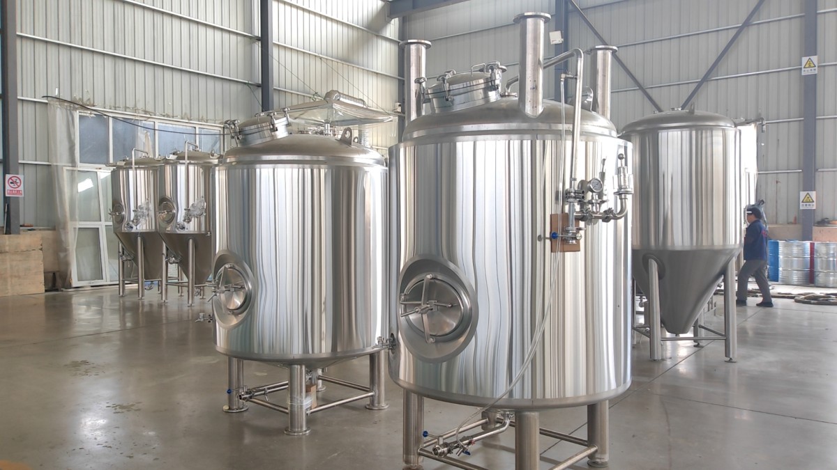 1200L BBT.jpg Tanque de cerveza brillante de 1200 l y tanque de fermentador de 1000 l