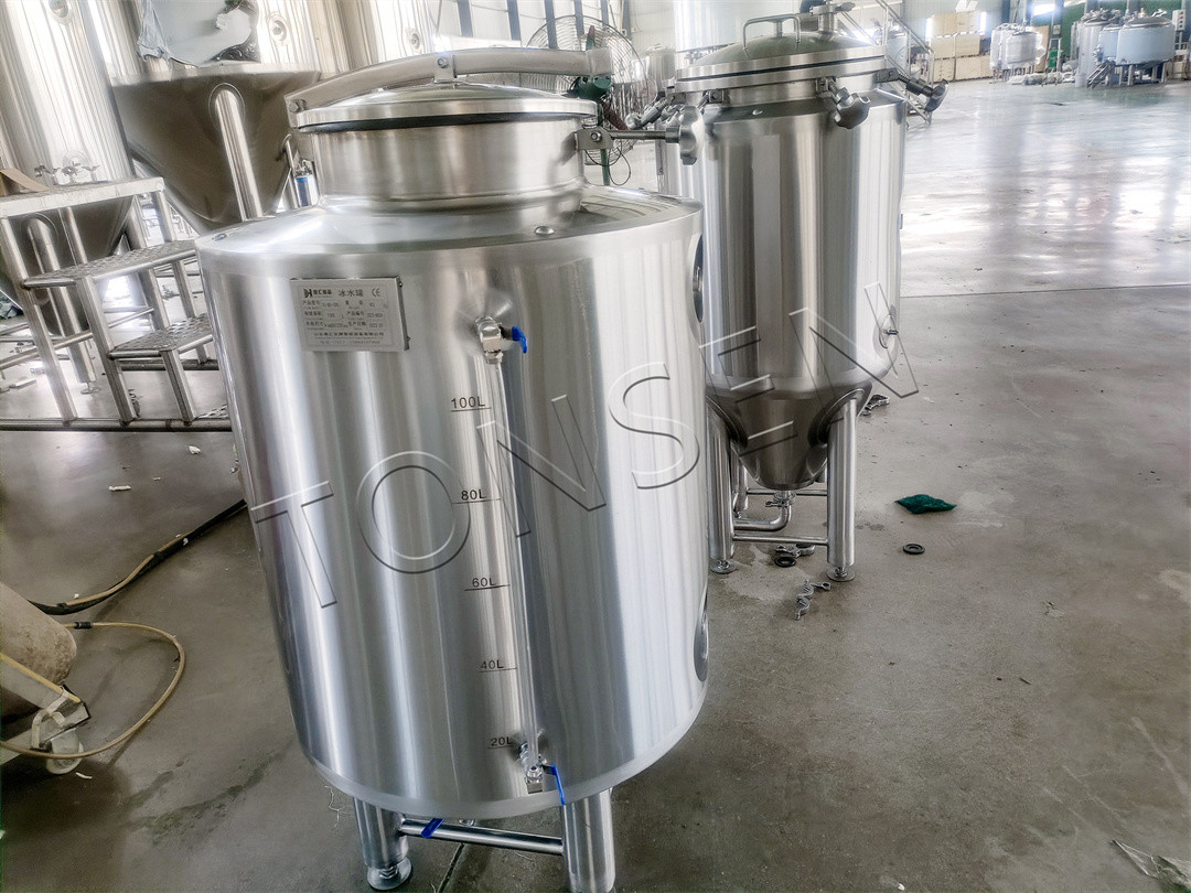 1.jpg Tanque de refrigerante de 100 litros, carro de desinfección de 20 litros, fermentador de 50 litros