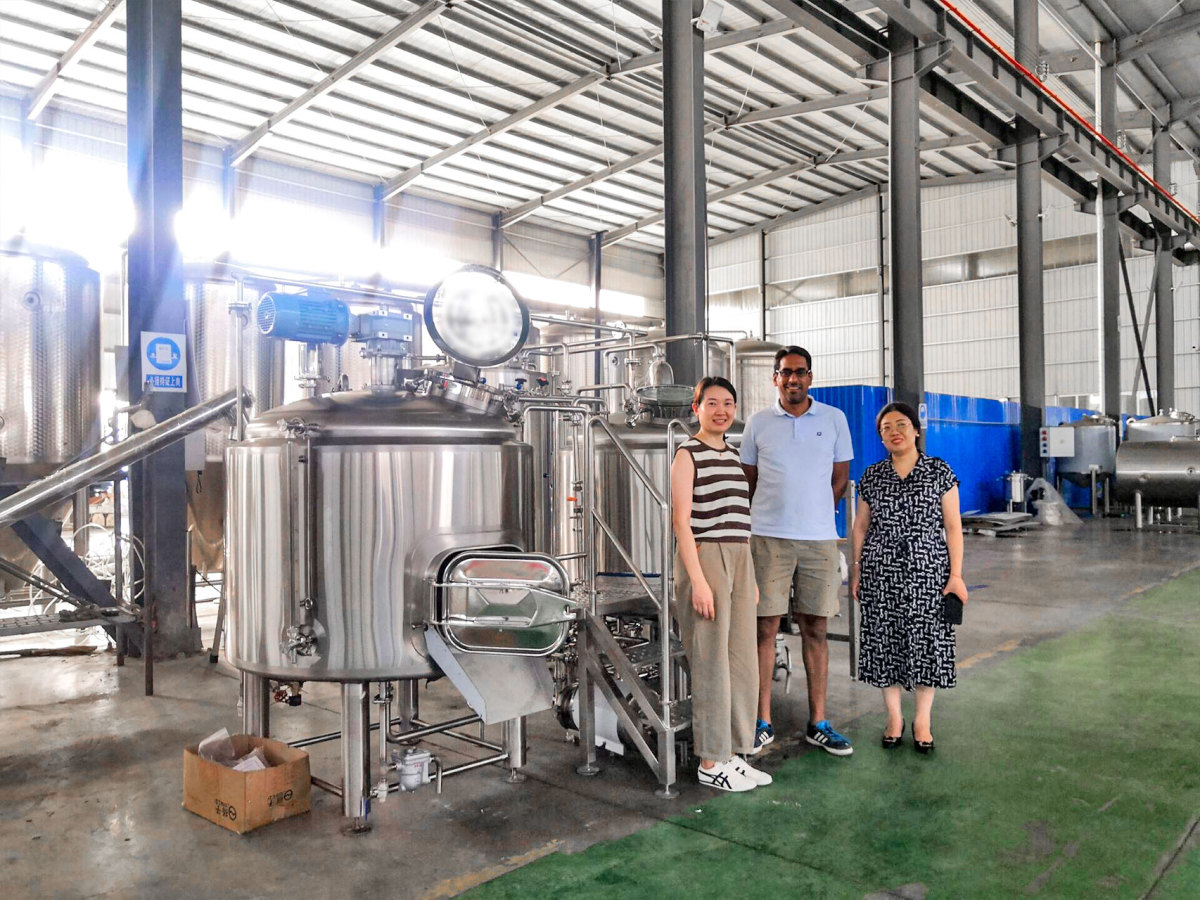 ¡Bienvenido Neil a Tonsen! ¡El sistema de microcervecería 600L se enviará próximamente! !