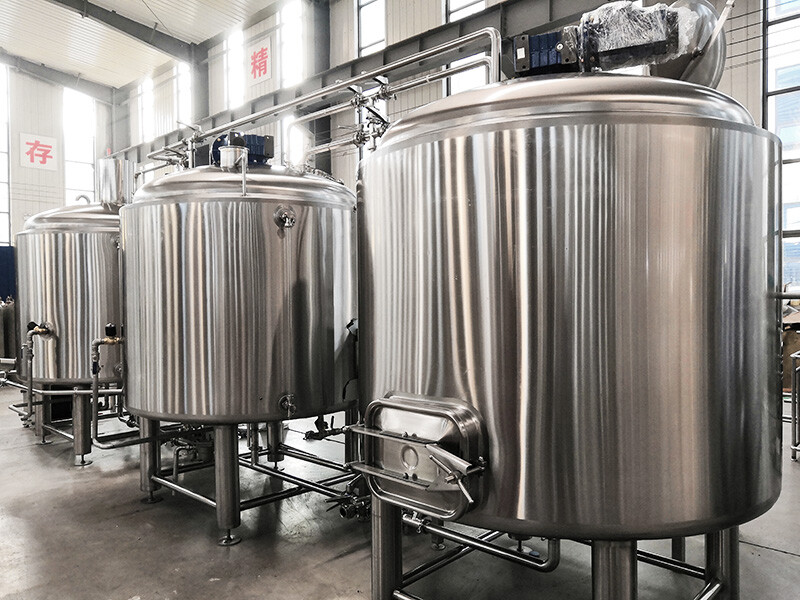 Salle de brassage à trois cuves 1500L