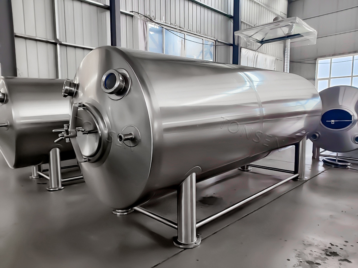 Quel est le rôle d'un réservoir de brite dans le processus de fermentation ?