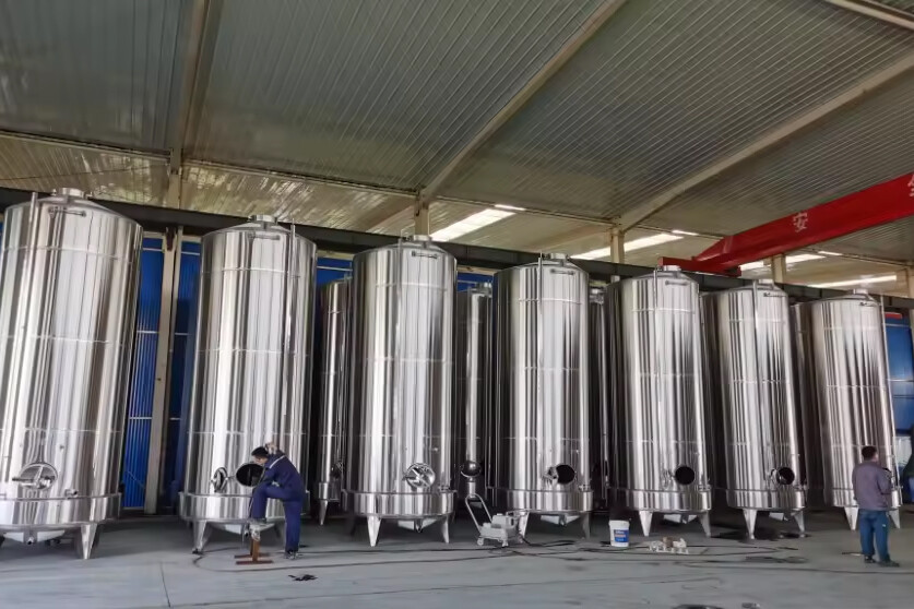 Équipement commercial pour le brassage du kombucha - Une solution unique de la fermentation au remplissage
