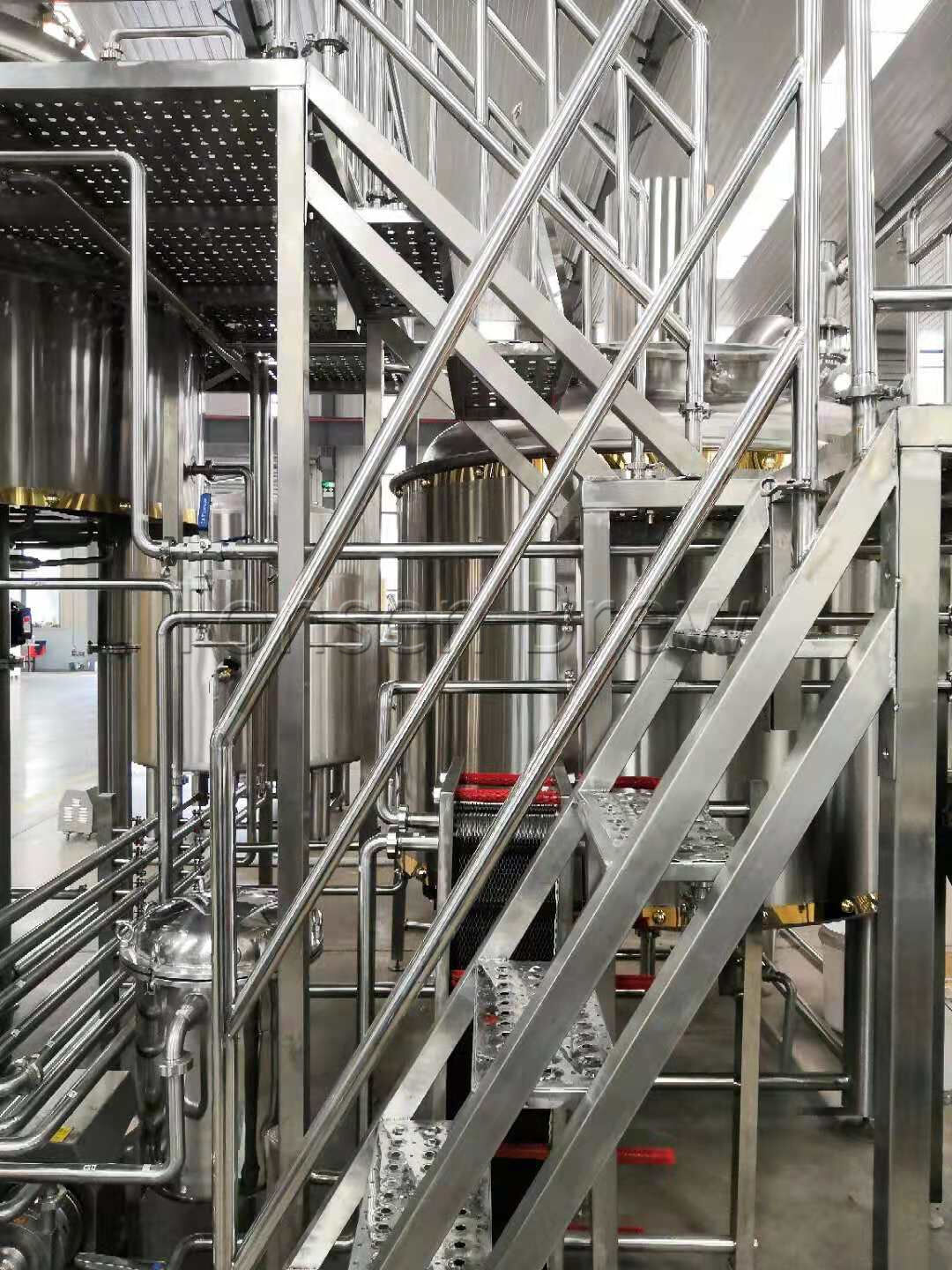 Nos systèmes de salle de brassage clés en main combinent la technologie avec notre expérience en ingénierie et en programmation pour assurer aux brasseurs un contrôle total sur le processus de brassage et assurer le bon fonctionnement de votre production.
