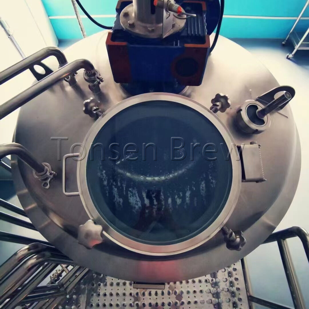 Installation terminée du système de brassage 1000L, bonne coopération avec Tonsen Equipment. Félicitations pour votre nouvelle bière!