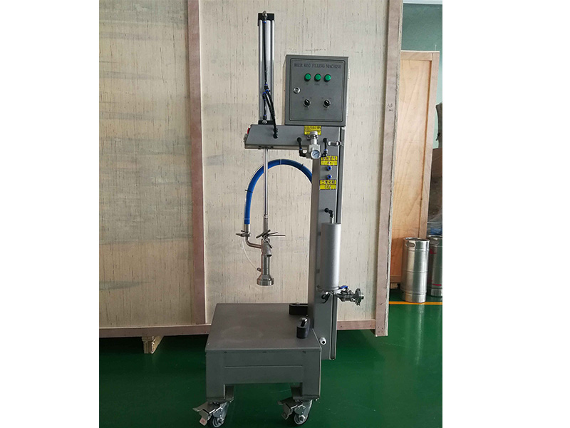 Machine de remplissage de fût