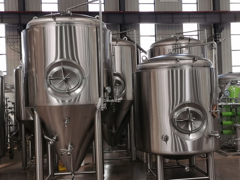 Réservoir de bière lumineux 2000L