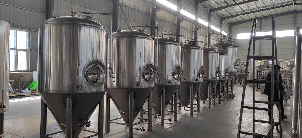 fv (2).jpg Tonsen se concentre sur divers systèmes et projets de brassage...