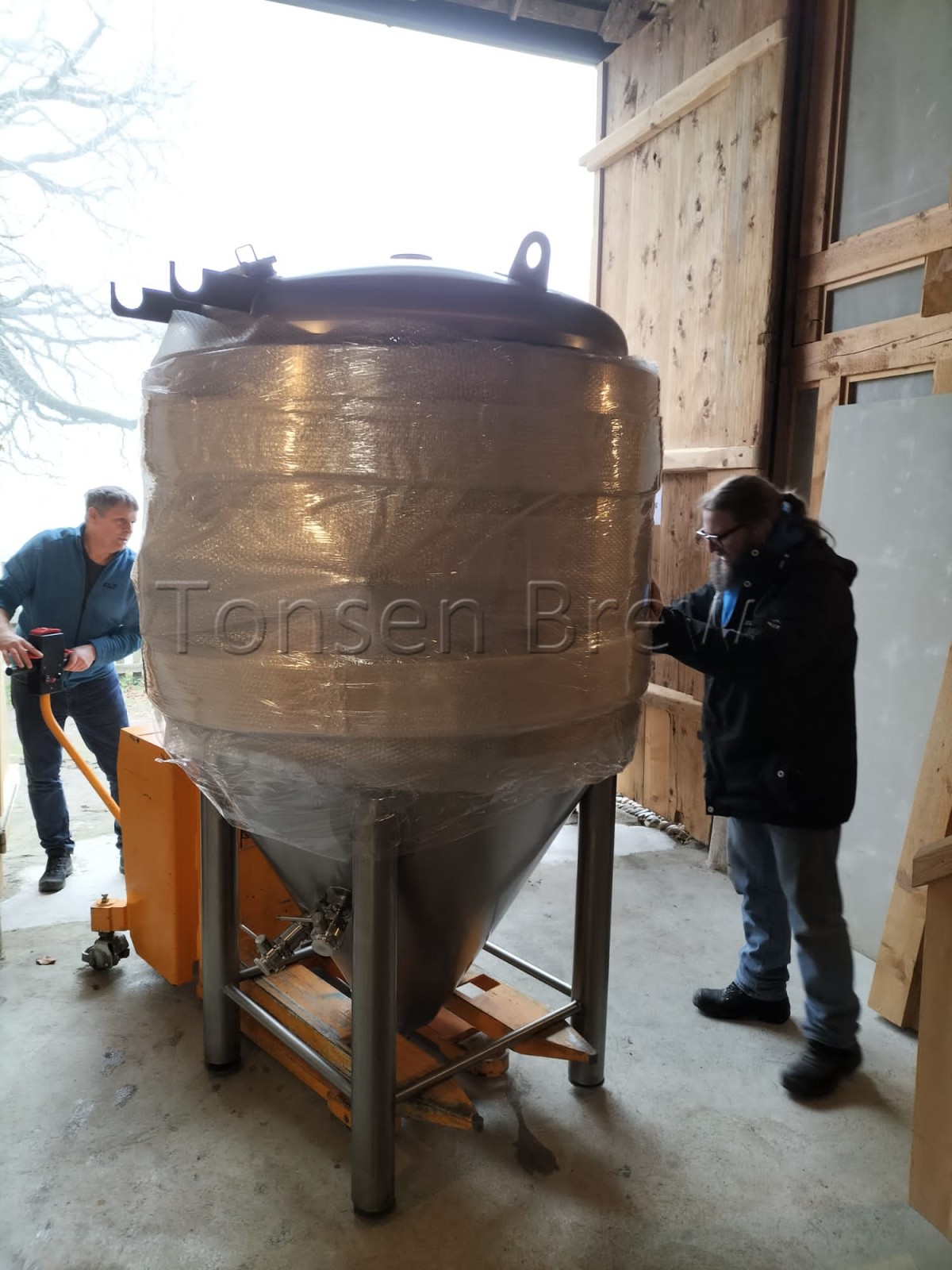 Un client européen a reçu ses fermenteurs avant Noël pour la brasserie