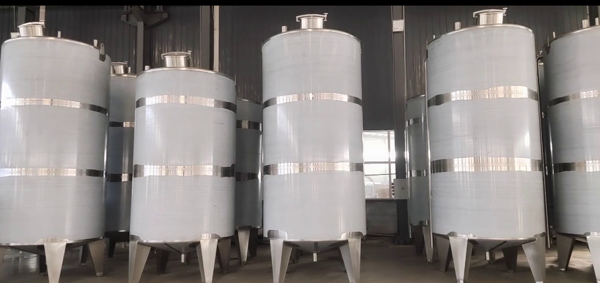 Suivez-moi pour voir l'équipement de brassage de TonsenBrew, de l'apparence du produit au traitement interne, en passant par l'auto-inspection, l'inspection mutuelle et l'inspection spéciale pour le maintien de la pression du réservoir