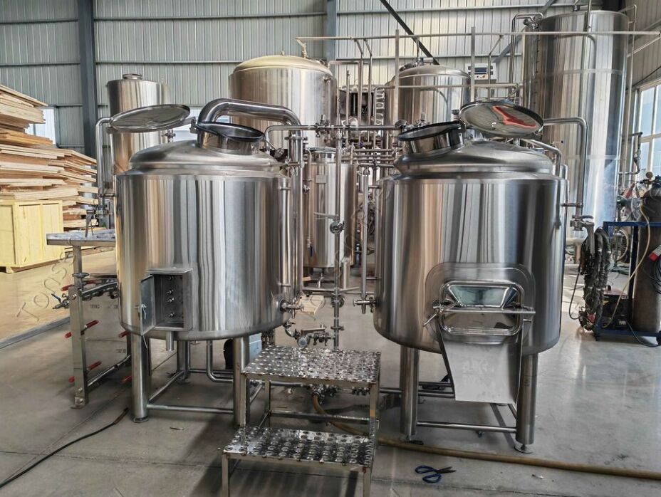 Félicitations!~! La brasserie 3bbl est terminée et prête à être expédiée !!! aimez-vous cette brasserie, avec plusieurs fermenteurs, vous pouvez déguster votre propre bière !!!