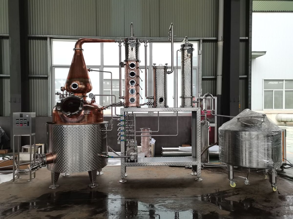 22265单 600L distillery.jpg Équipement de distillerie 600L