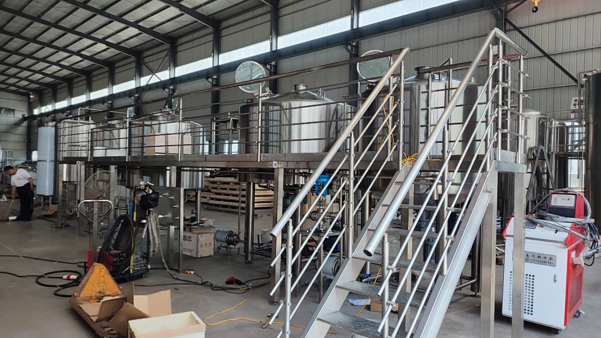 Système de brassage de 2 000 L par bain : cuve à purée de 2 000 L, cuve à Lauter de 2 000 L, bouilloire bouillante de 2 000 L...