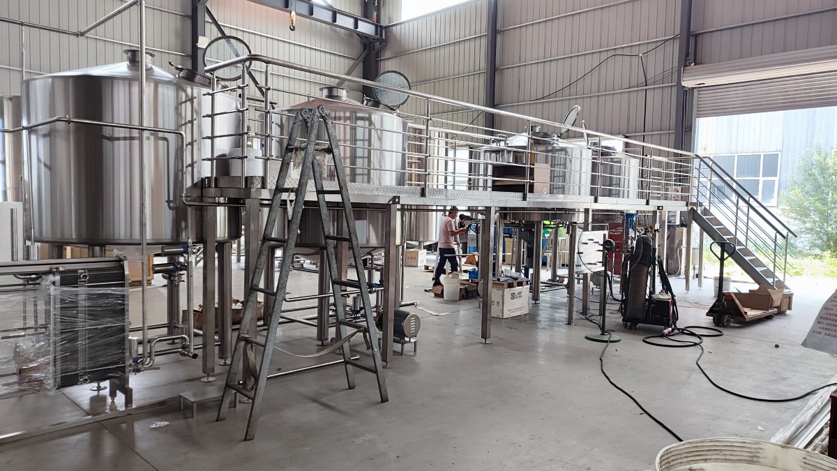 Système de brassage de 2 000 L par bain : cuve à purée de 2 000 L, cuve à Lauter de 2 000 L, bouilloire bouillante de 2 000 L...