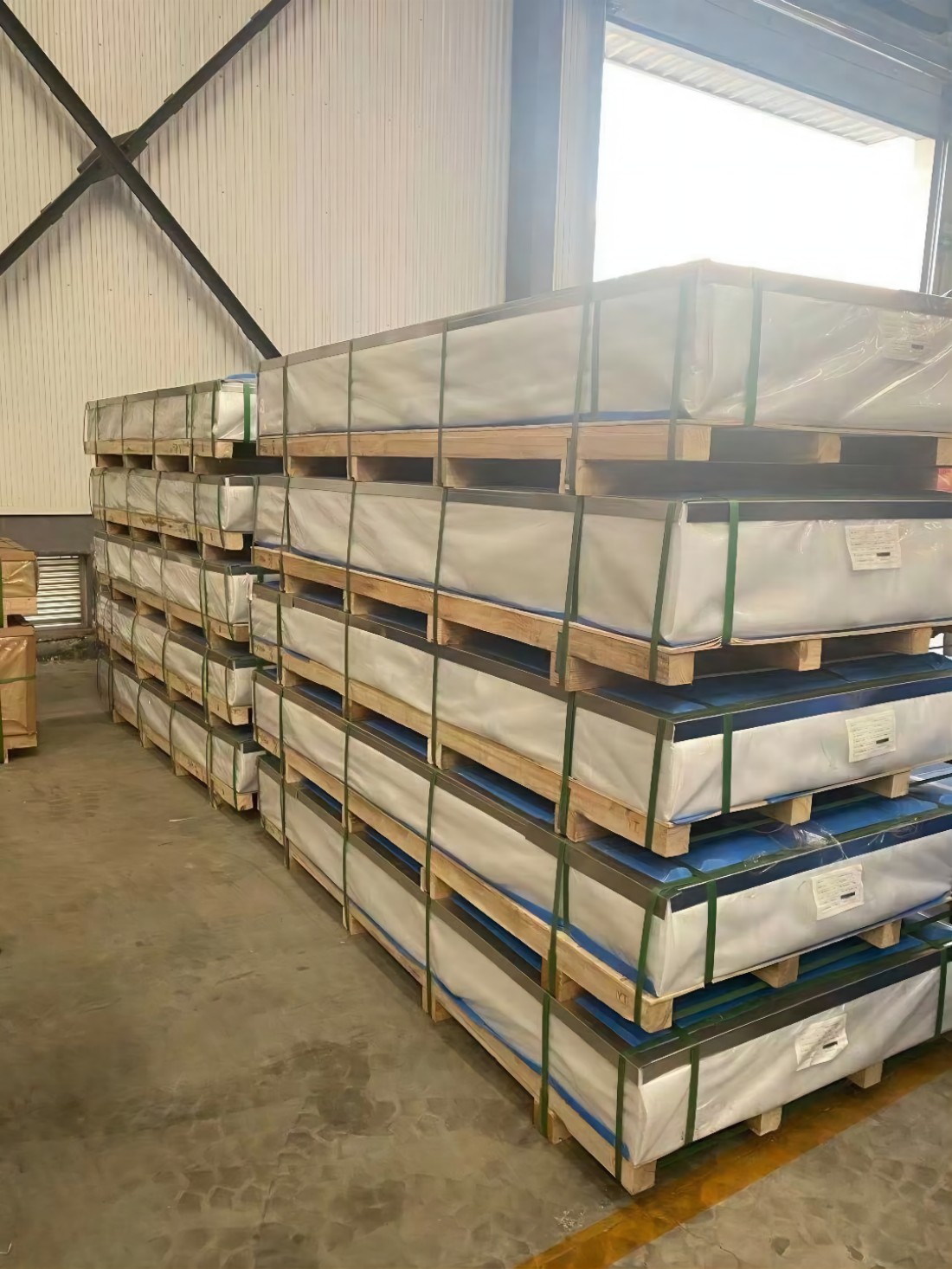 Stainless Steel plate ship to Italy