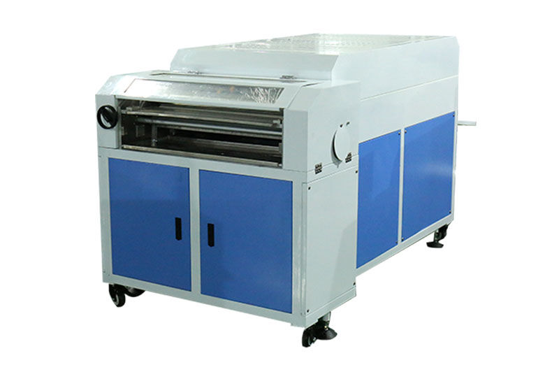 Mejore la experiencia de impresión con la máquina de recubrimiento de terciopelo suave al tacto AQ Softouch Coater