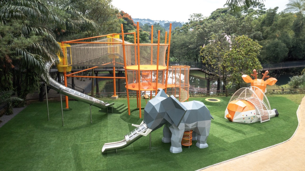 Elephant Net Play Structure