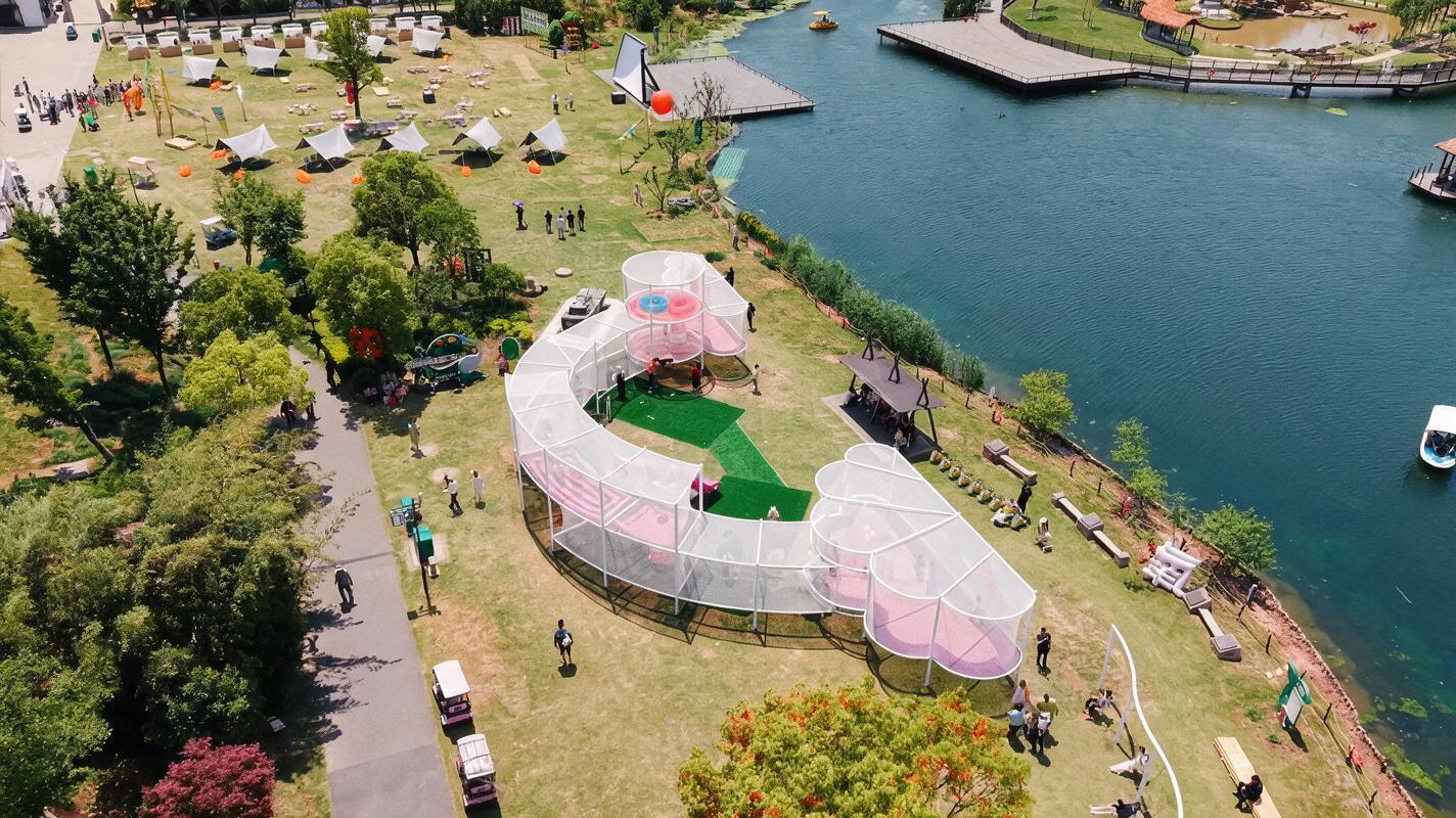 Lakeside Cloud Rope & Net Playground | Weaving Childhood Fun into Nature—A One-Stop, Trending New Landmark for Non-Motorized Play Lakeside Cloud Rope & Net Playground | Weaving Childhood Fun into Nature—A One-Stop, Trending New Landmark for Non-Motorized Play