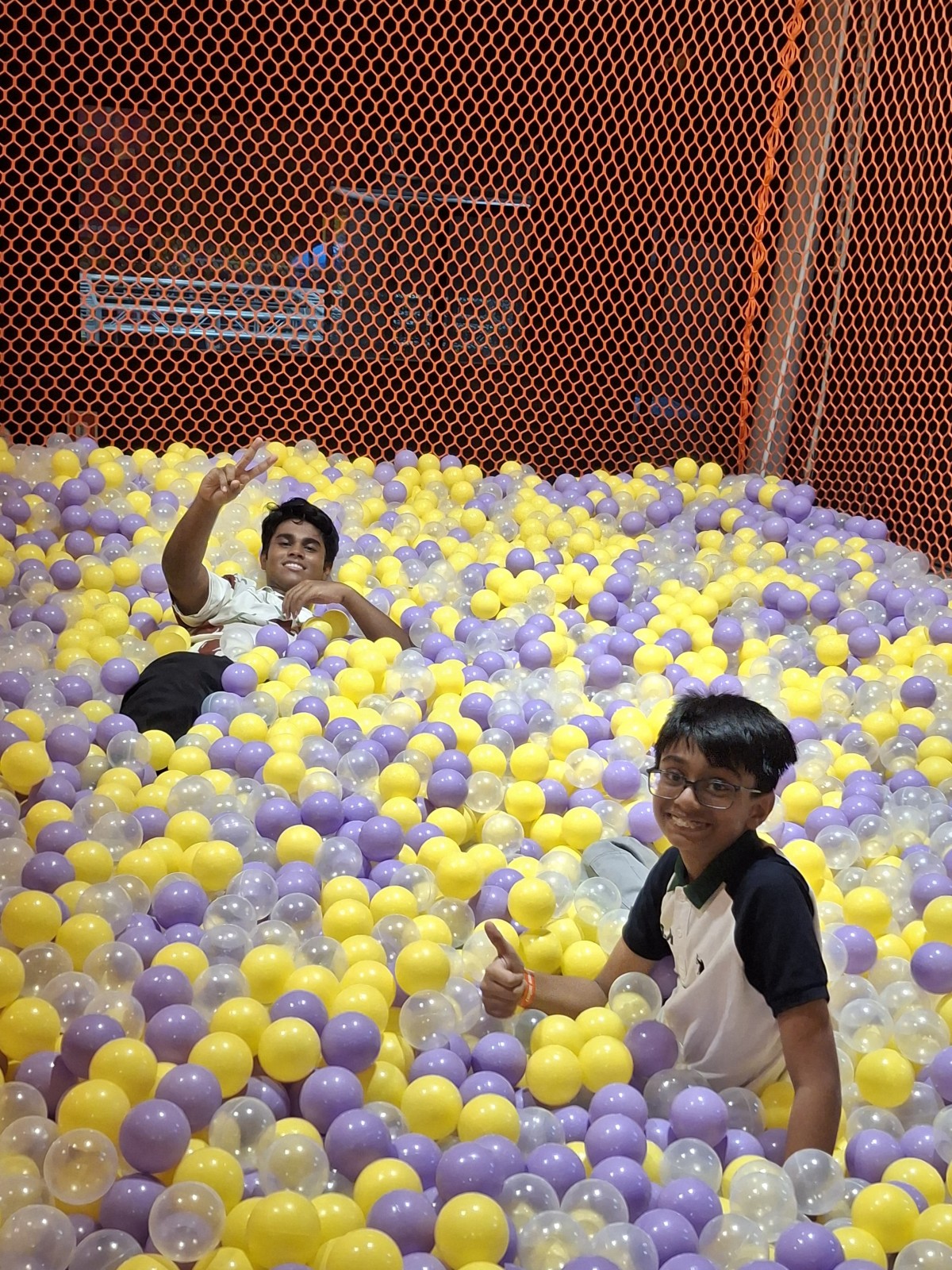 india-indoor-playground-children-ball-pit Three-Level Indoor Rope Net Playground in India