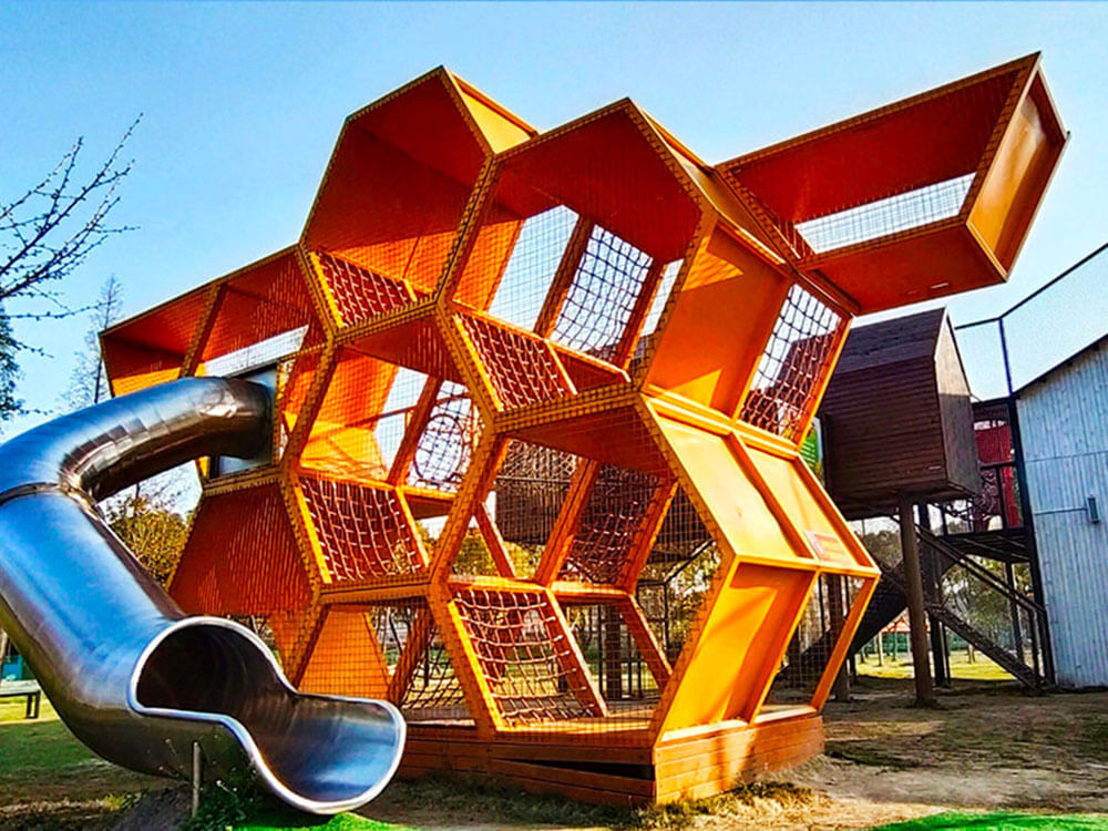 Changshu Jiangxiang Ecological Park Climbing roof Theme Park