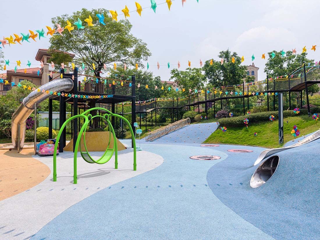 Park swing set