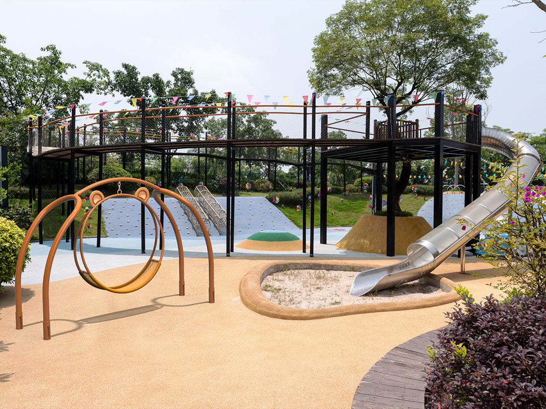 Park swing set