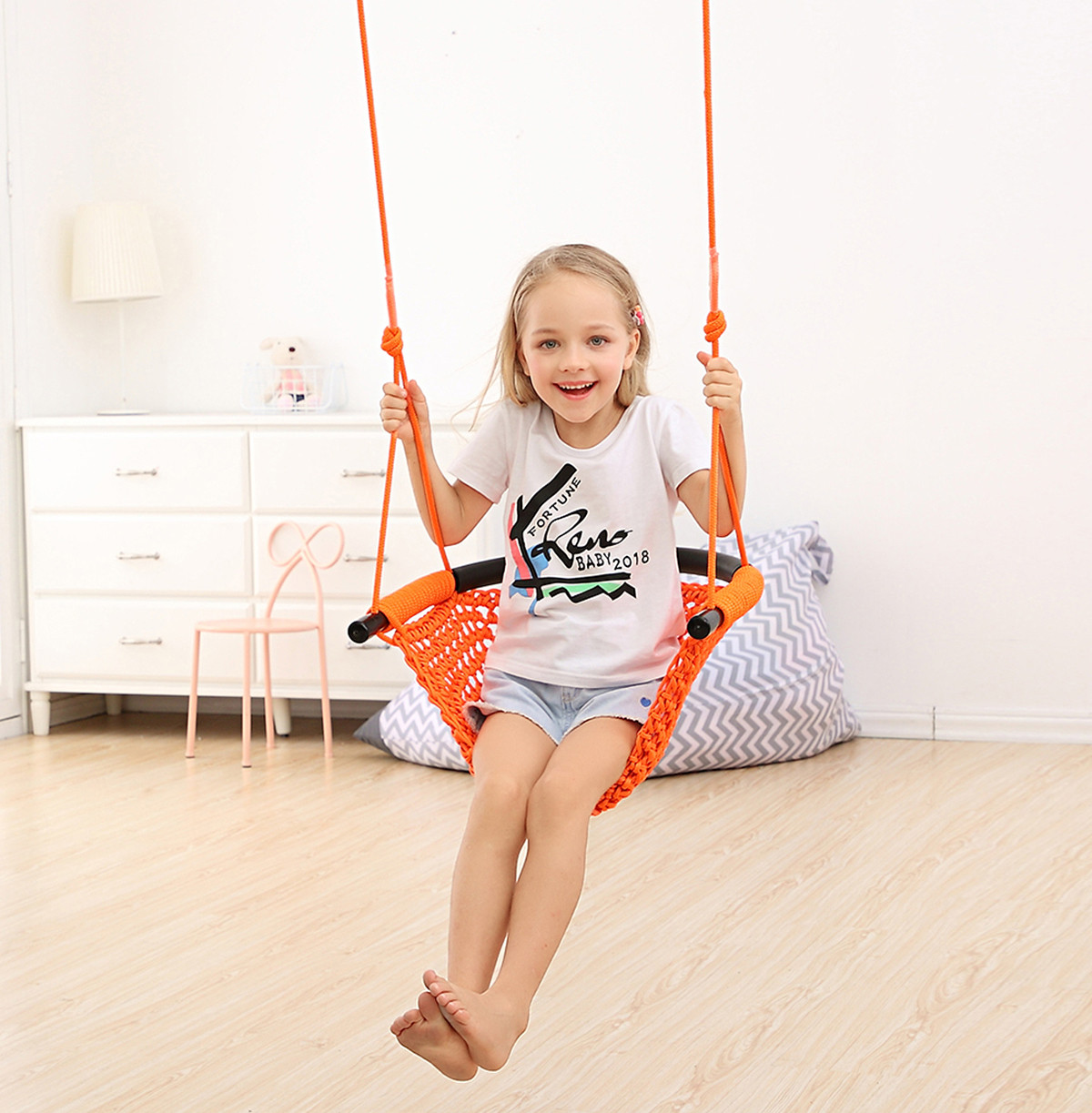 U-shaped swing