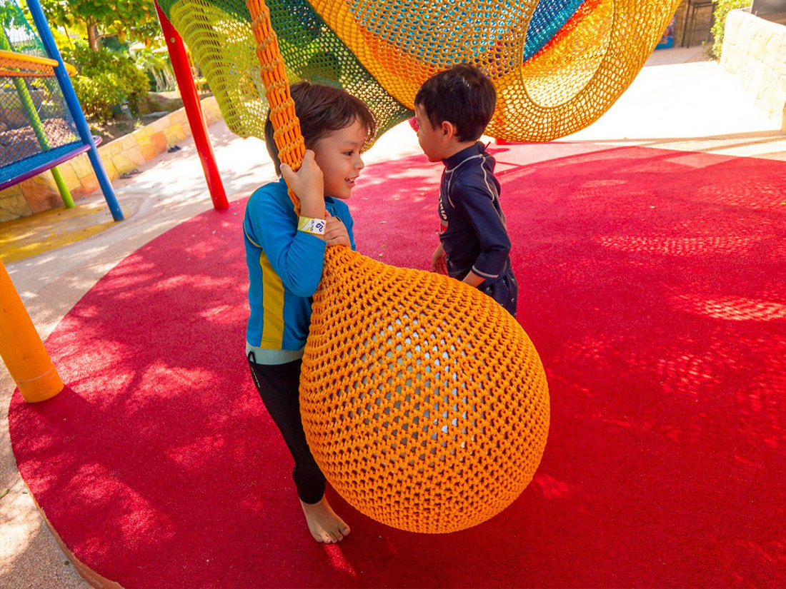 Thailand Outdoor Beehive Network Park