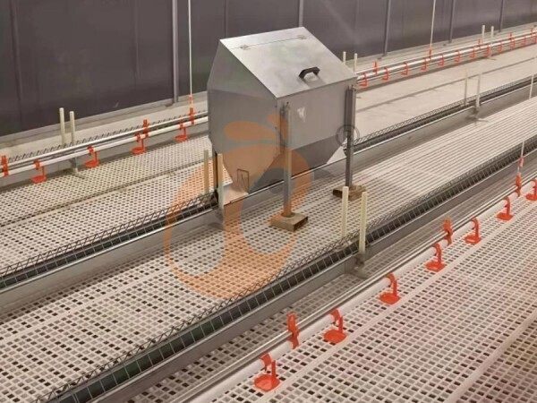 Broiler Slatted Floor System