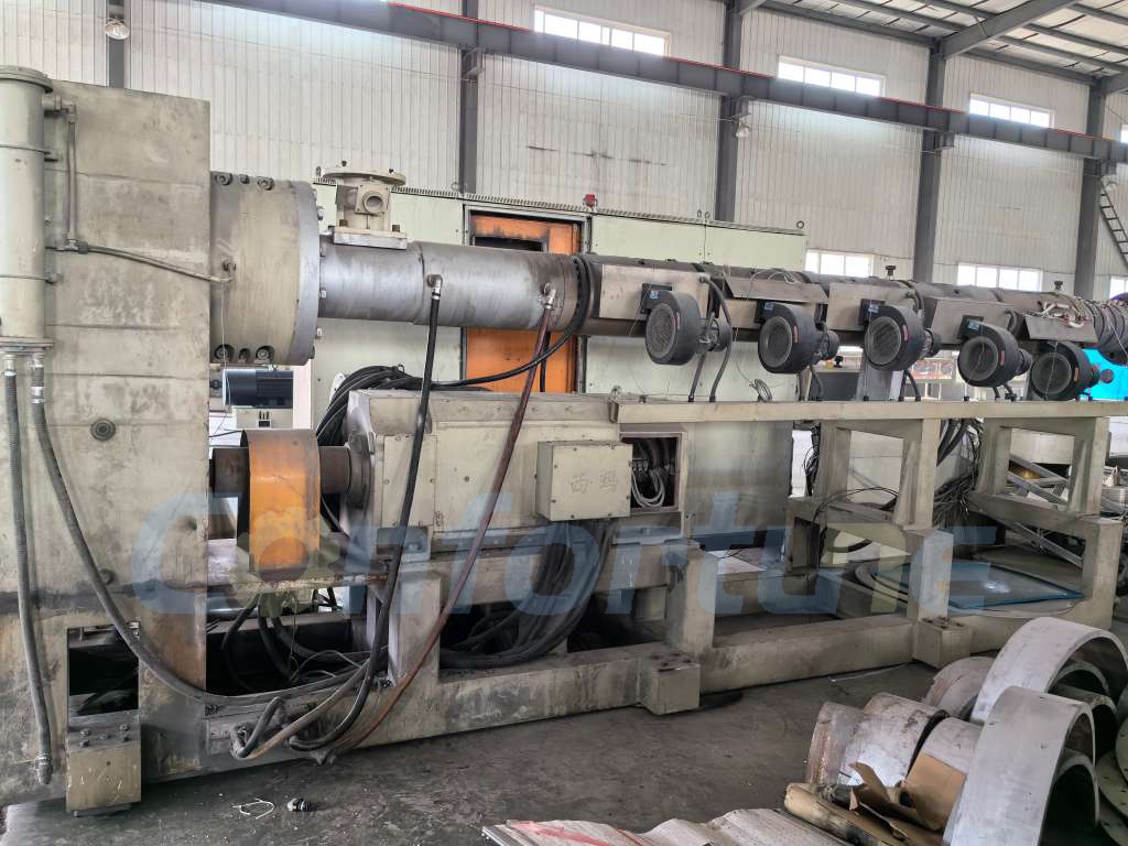 710–1200mm Single-layer HDPE Pipe Production Line