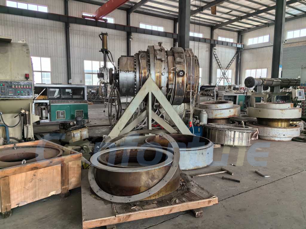 710–1200mm Single-layer HDPE Pipe Production Line